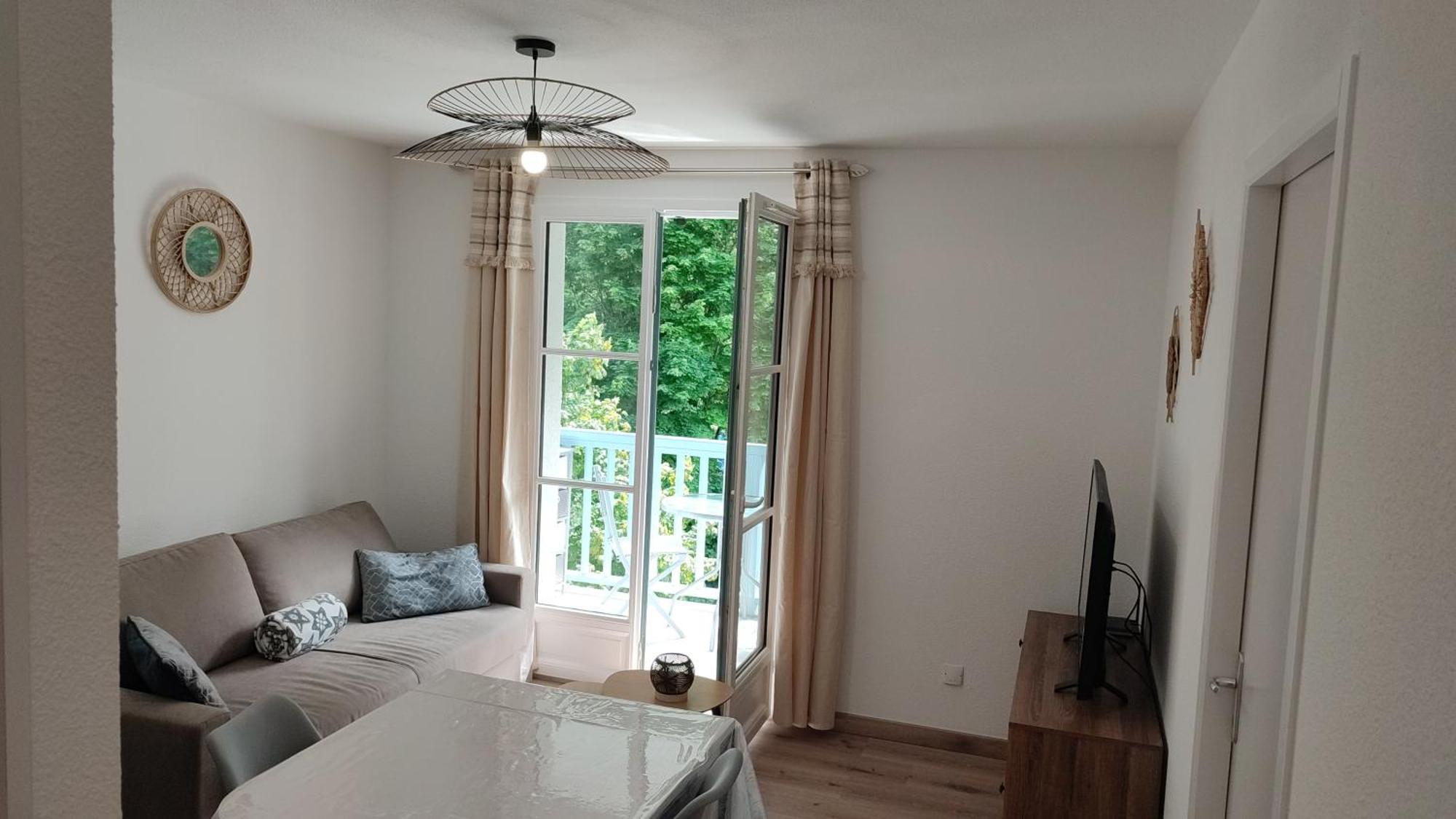 Charmant Appartement 4 Pers,Vue Montagne Avec Parking Prive Et Balcon Cauterets Exterior foto